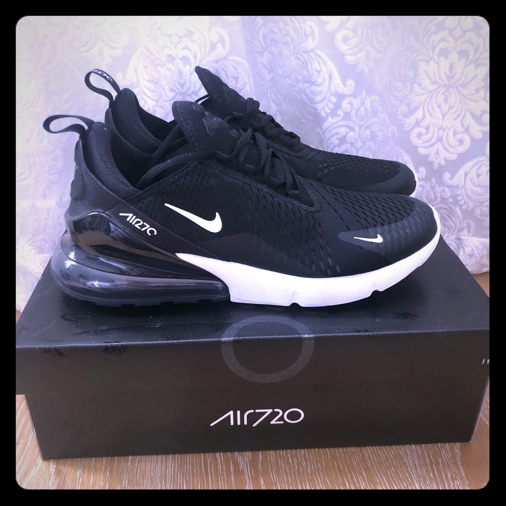 Men’s Nike air max 720 sneakers